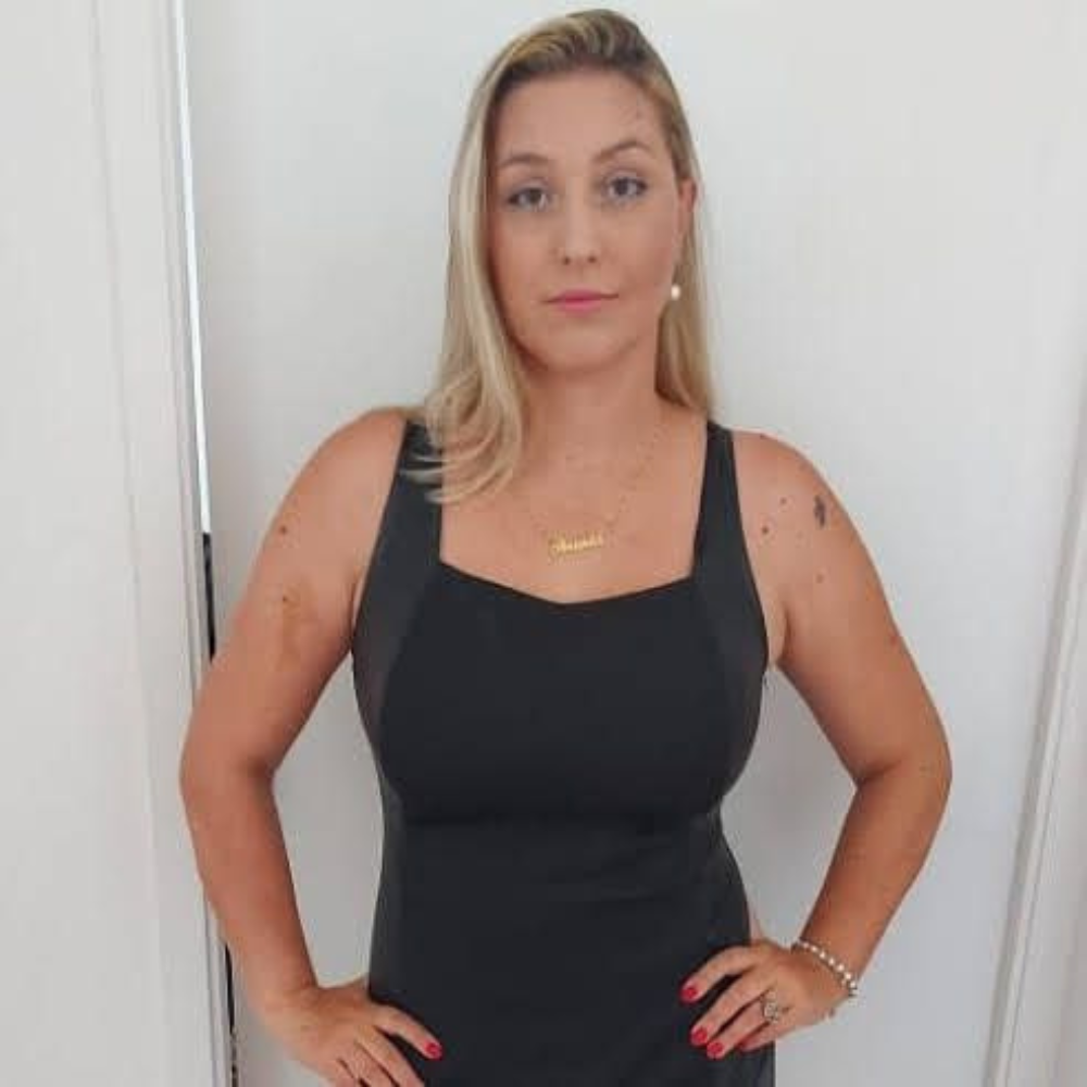 Retrato da Dra. Ana Paula Galastri, fundadora do escritório